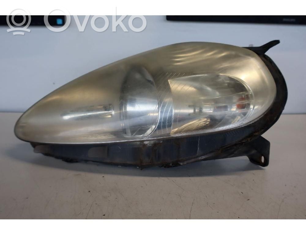 Fiat Grande Punto Faro/fanale