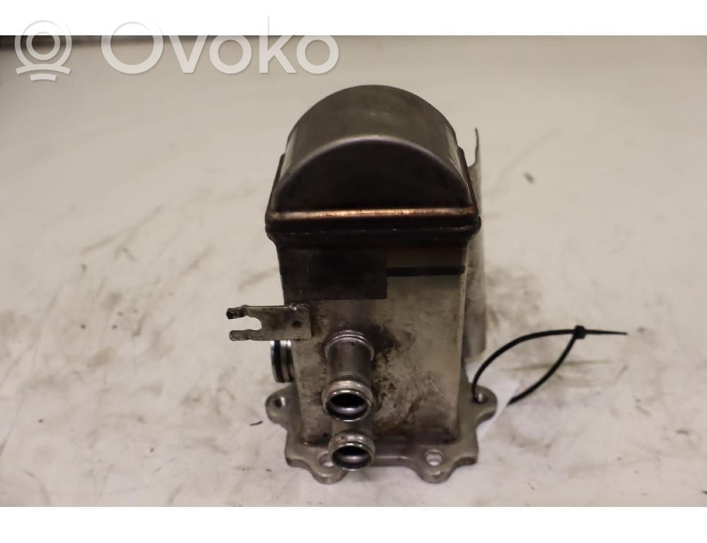Audi A5 8T 8F Uchwyt / Mocowanie chłodnicy spalin EGR 