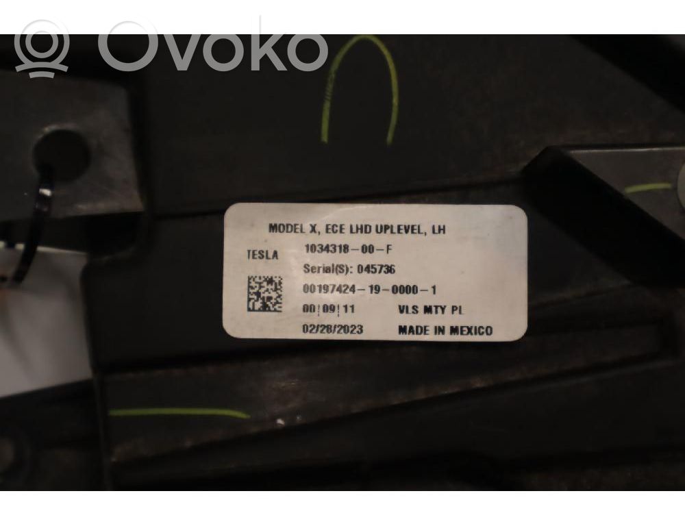 Tesla Model X Lampa przednia 