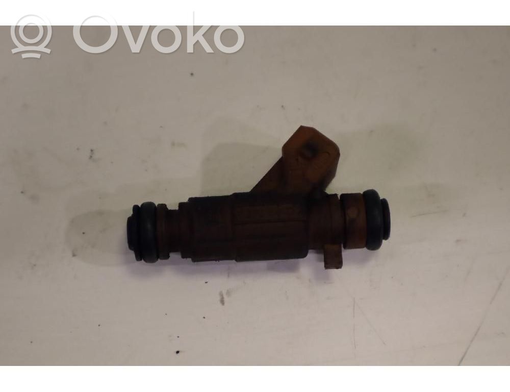 Saab 9-5 Inyector de combustible 
