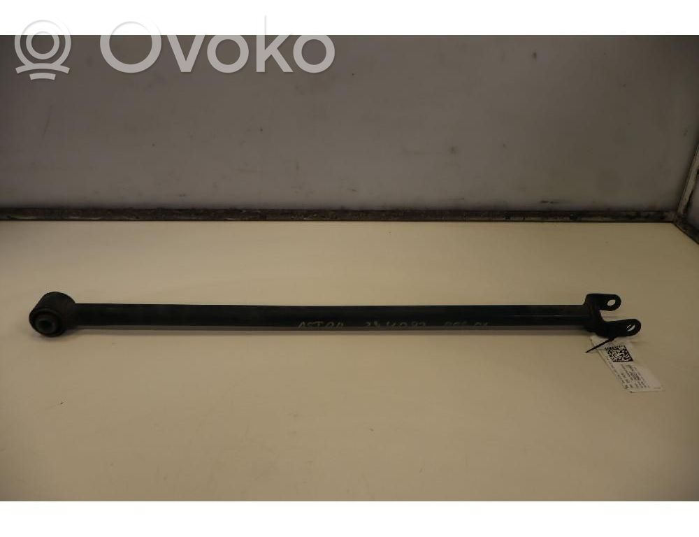 Brazo de suspensión trasero