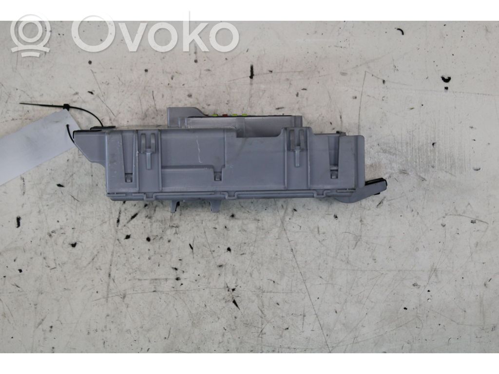 Fiat Panda III Ramka / Moduł bezpieczników 