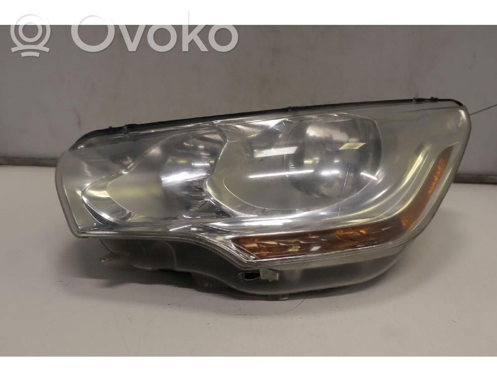 Citroen C4 II Lampa przednia 