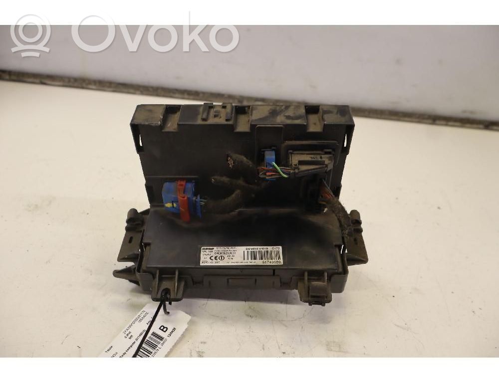 Fiat Panda II Ramka / Moduł bezpieczników 