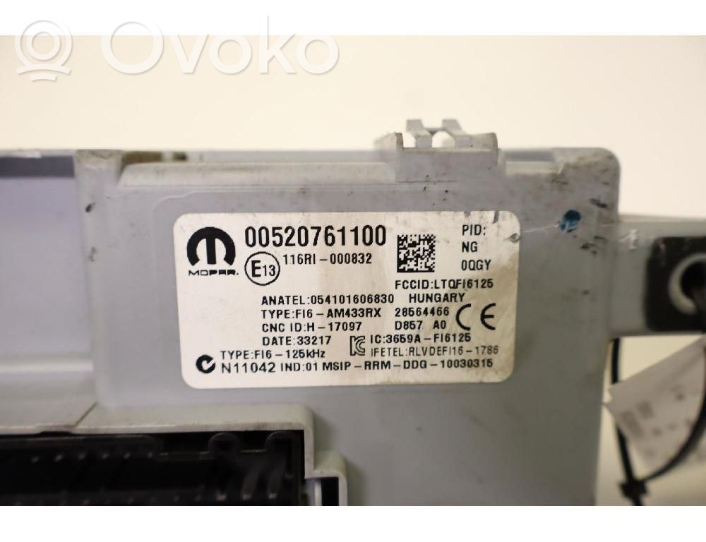 Fiat Doblo Ramka / Moduł bezpieczników 