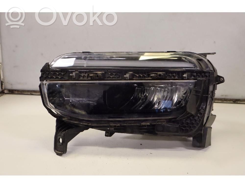 Jeep Avenger Faro/fanale 