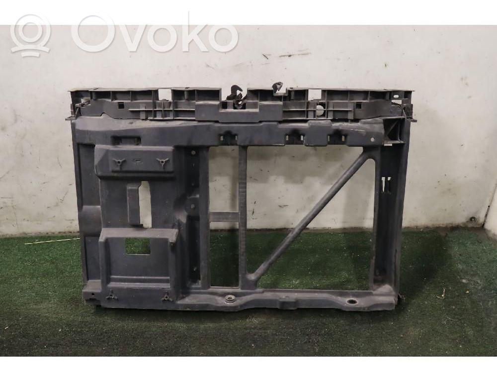 Панель радиаторов   7104FQ