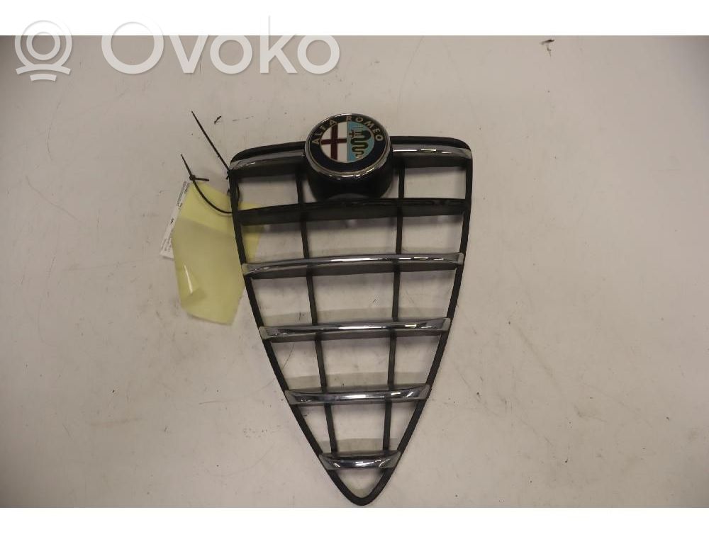 Alfa Romeo Mito Grilă radiator față 