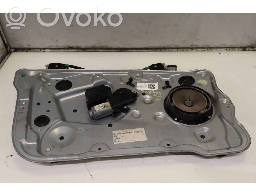 Skoda Fabia Mk1 (6Y) Macara ușă față cu motor 