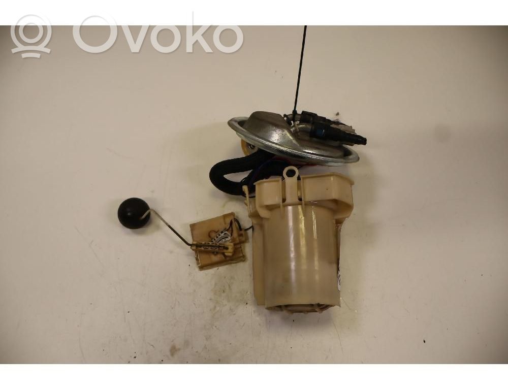 Opel Corsa C Pompa carburante immersa 