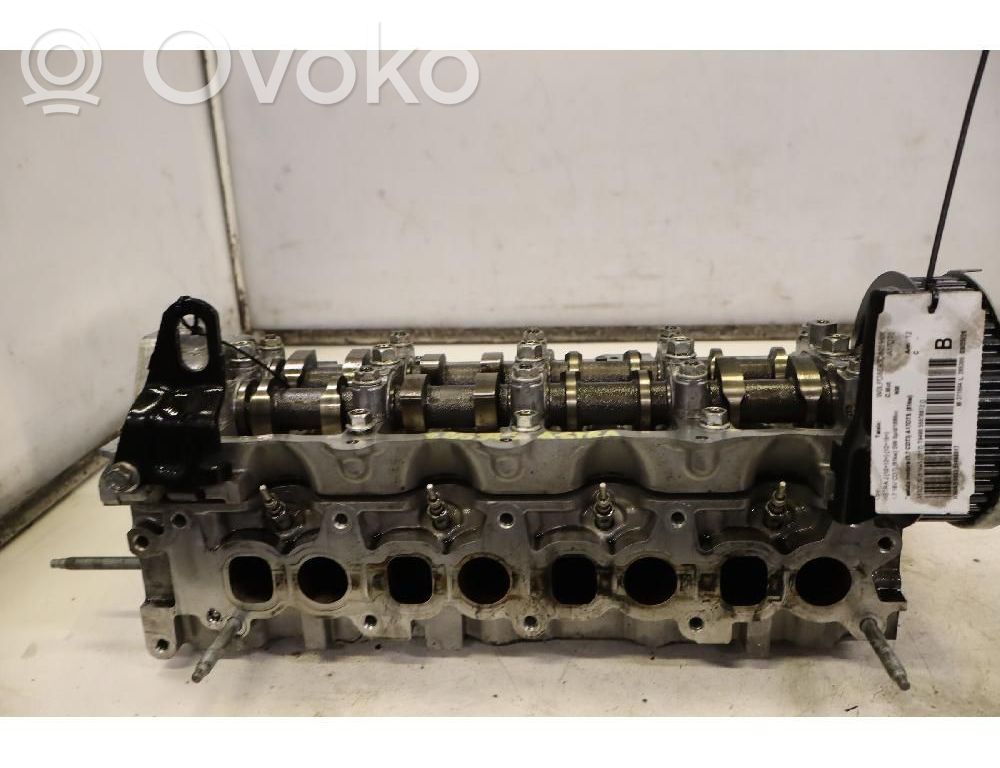 Opel Astra J Engine head 