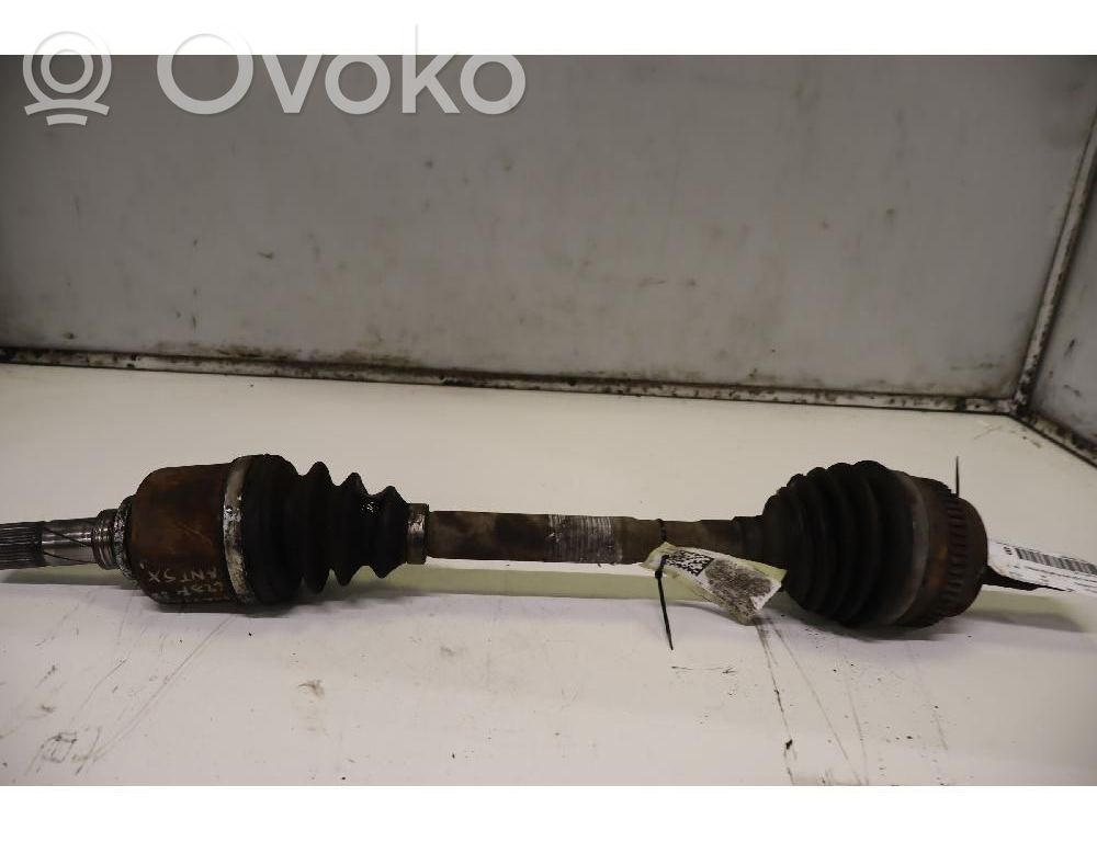 Etuvetoakseli   8200414939