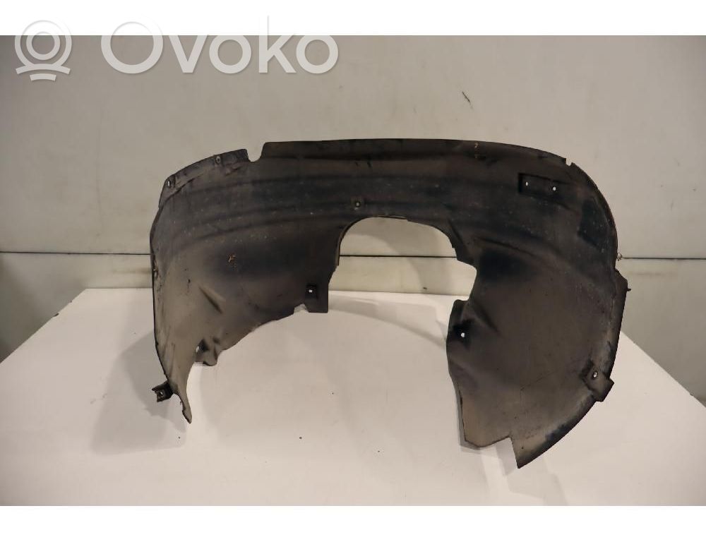 Alfa Romeo 159 Nadkole przednie