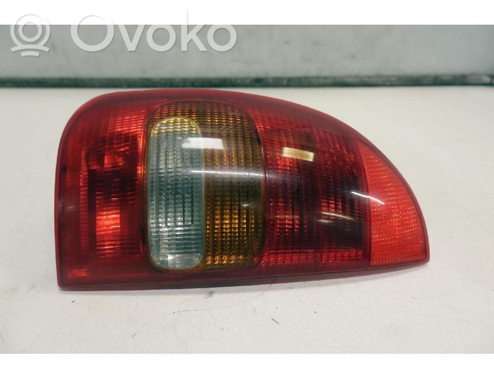 Opel Corsa B Lampă spate în caroserie 