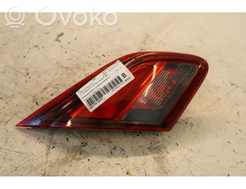 Opel Corsa E Luci posteriori del portellone del bagagliaio 