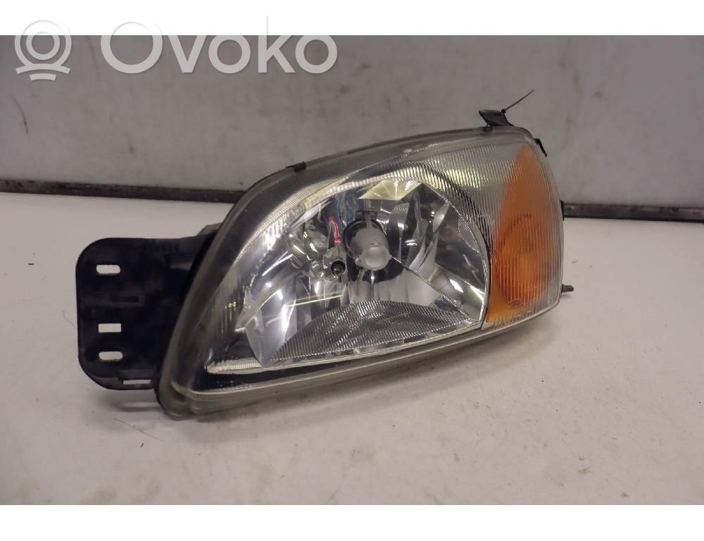 Ford Fiesta Scheinwerfer 