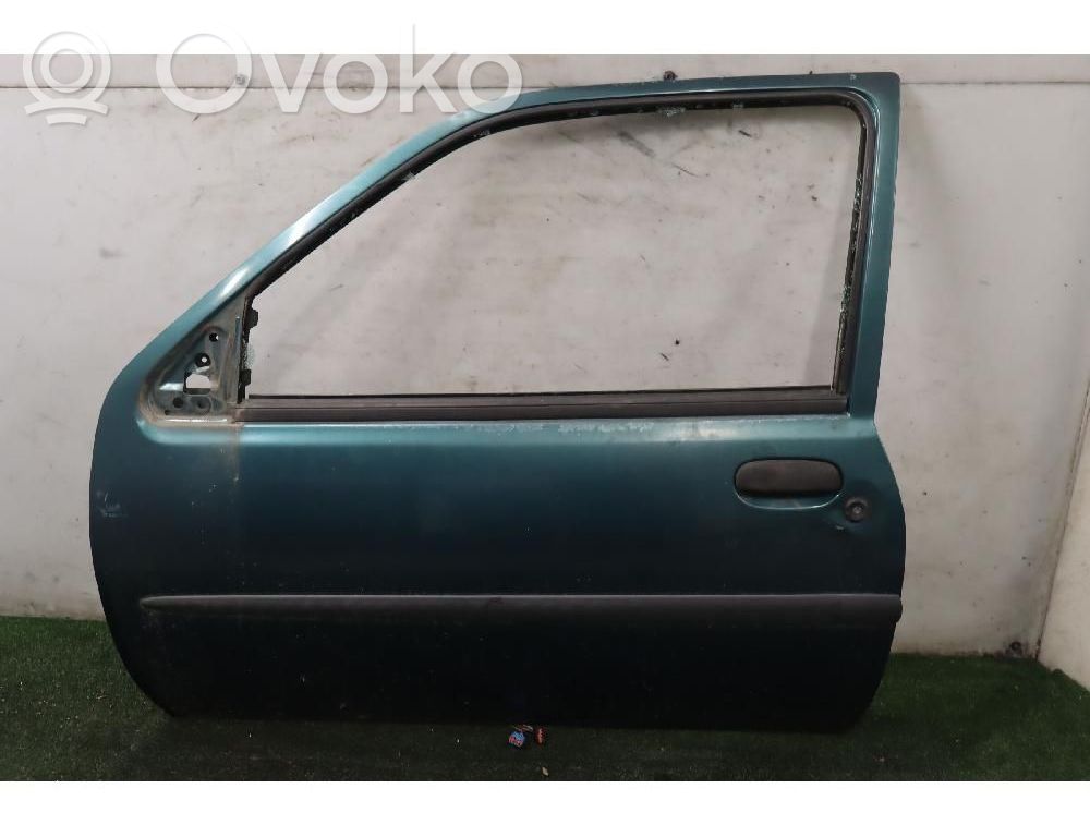 Ford Fiesta Puerta delantera 