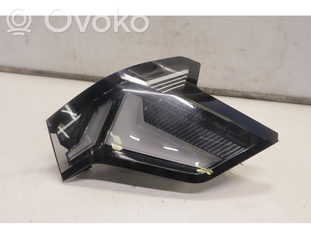 Renault Scenic E-Tech V Takavalot 