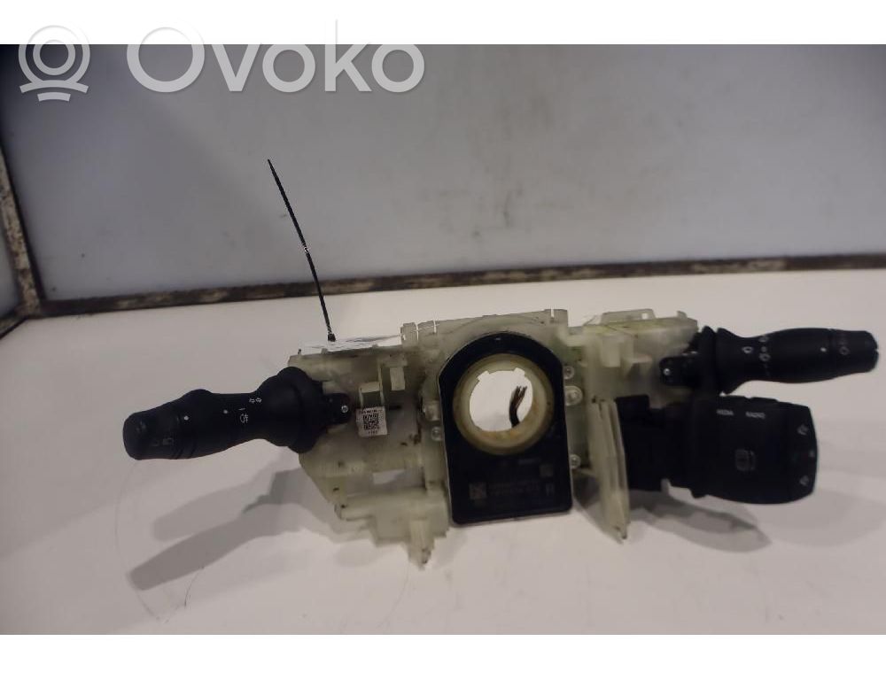 Opel Movano B Interrupteur d’éclairage 