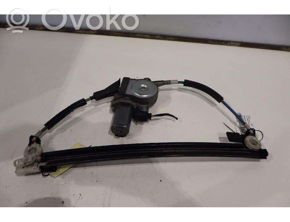 Alfa Romeo 147 Macara ușă față cu motor 