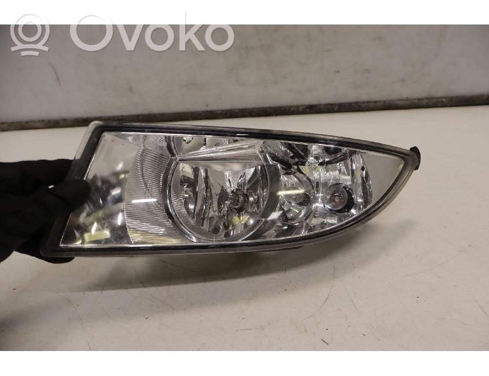 Etusumuvalo   5J0941701B