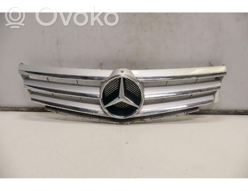 Mercedes-Benz A W169 Maskownica / Grill / Atrapa górna chłodnicy 