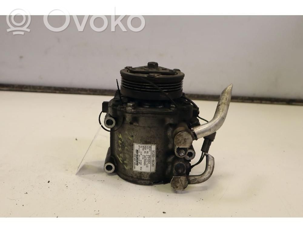 Ilmastointilaitteen kompressorin pumppu (A/C)   AKC200A081