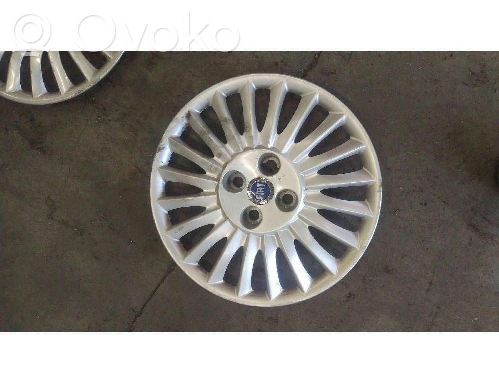Fiat Grande Punto Capac roată original 