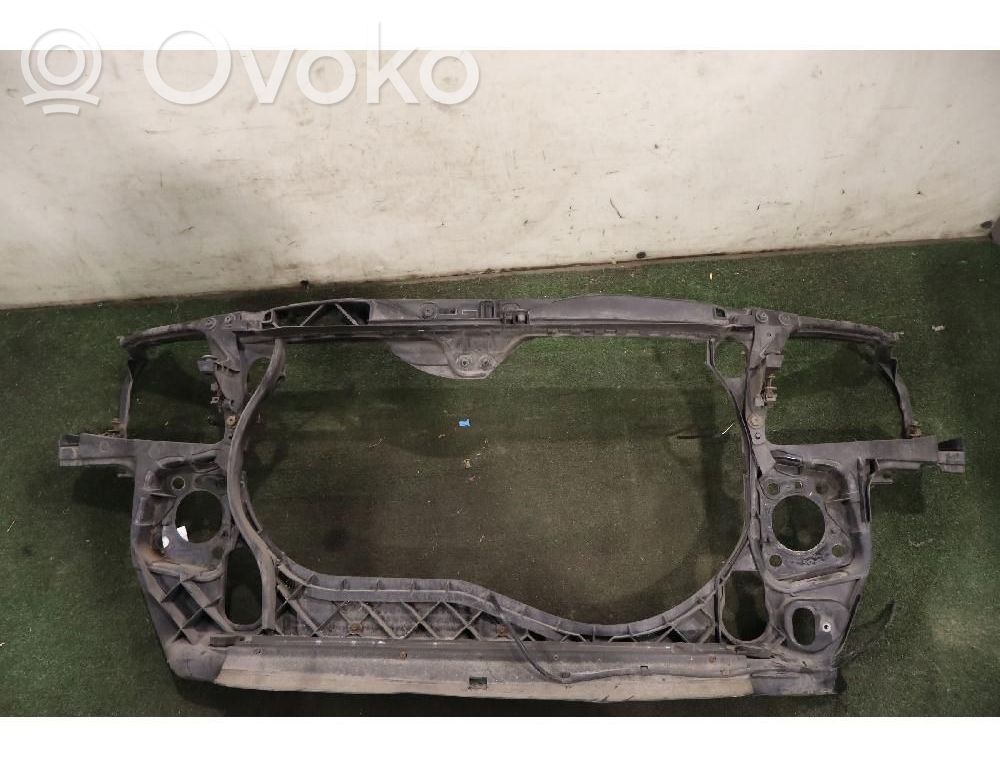 Audi A4 S4 B7 8E 8H Panou suport radiator 