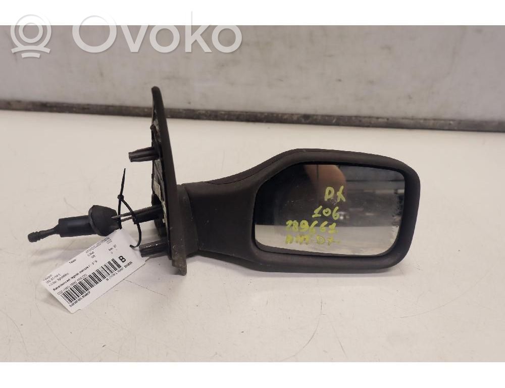 Peugeot 106 Specchietto retrovisore elettrico portiera anteriore