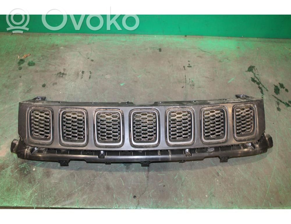 Oberes Gitter vorne   K5UP86RXFAB