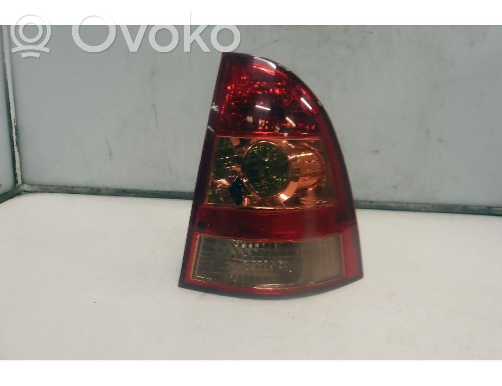 Toyota Corolla E120 E130 Lampa tylna 