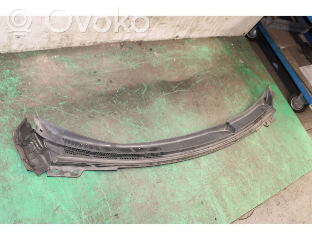 Mitsubishi Lancer VIII Ornament parbriz