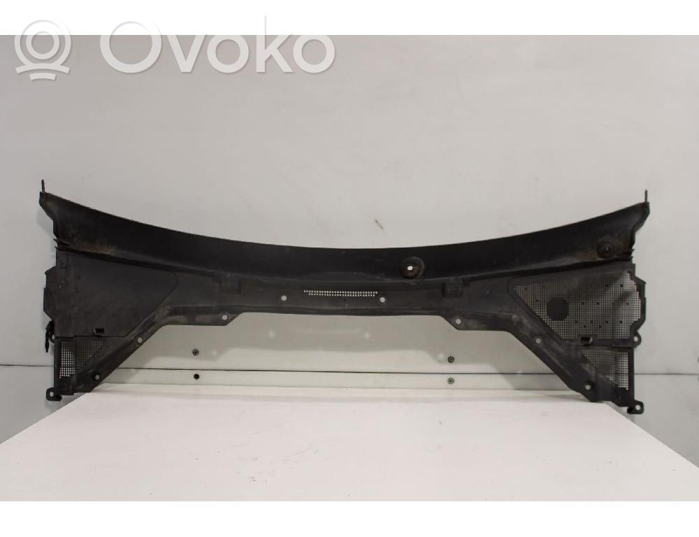 Jaguar XE Windshield trim 