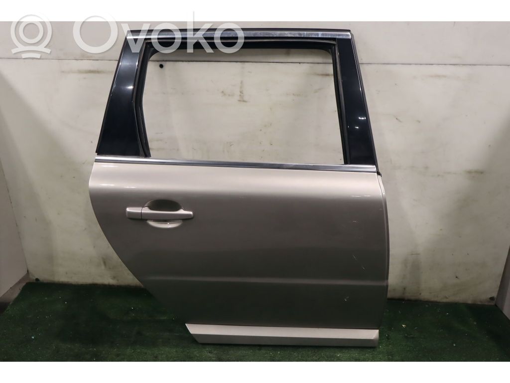 Volvo V70 Takaovi 