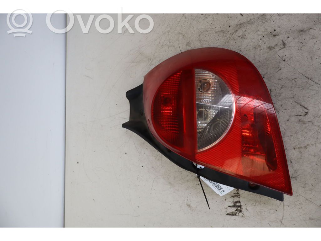 Renault Clio III Lampa tylna