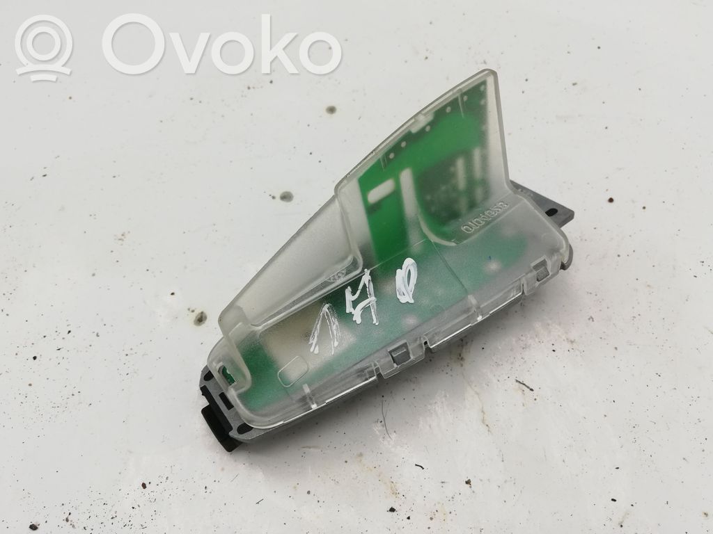 Antenne GPS   694041705,6940417,30000934BF