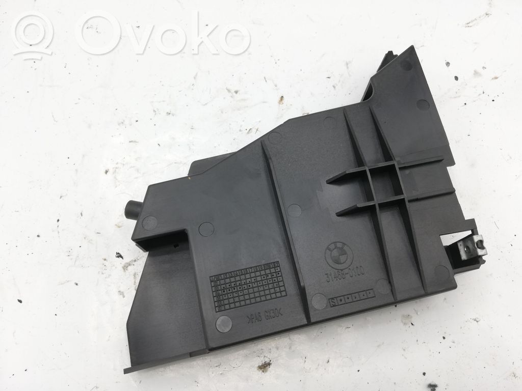 BMW 5 E60 E61 Kita panelės detalė 