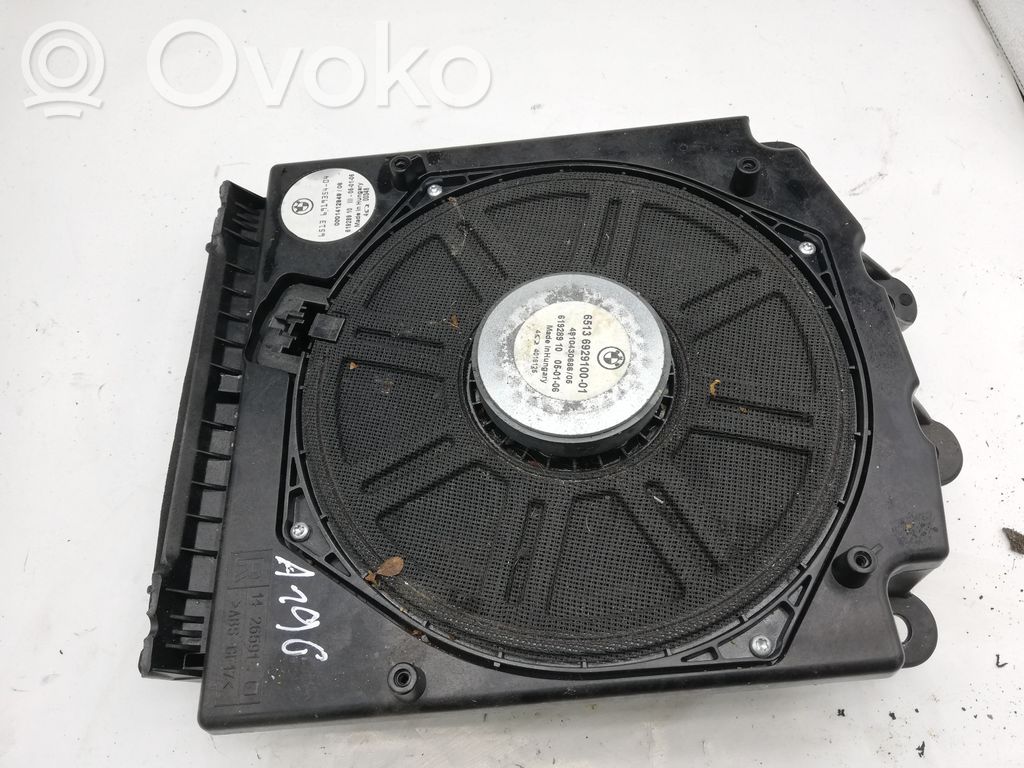 BMW 5 E60 E61 Altavoz subwoofer 