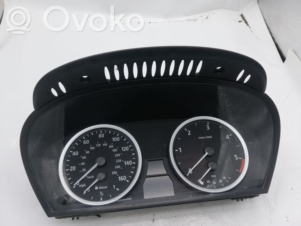 BMW 5 E60 E61 Spidometrs (instrumentu panelī) 