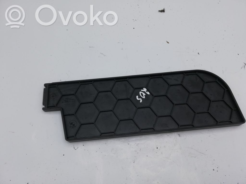 BMW 5 E60 E61 Otros repuestos del interior 