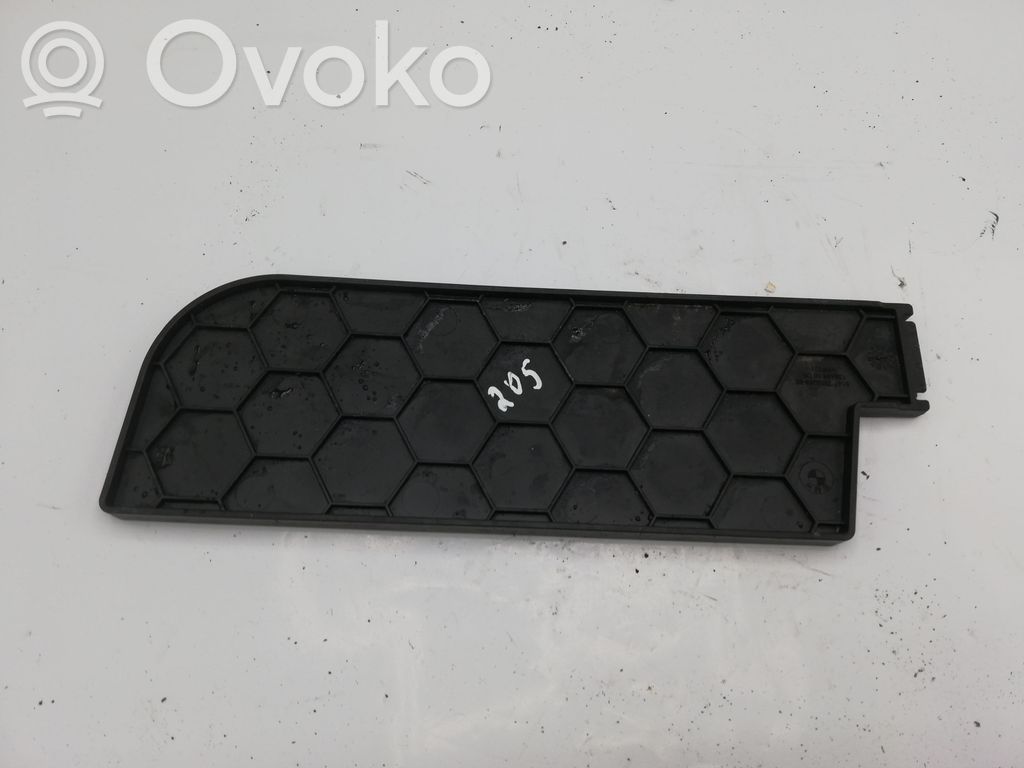 BMW 5 E60 E61 Otros repuestos del interior 