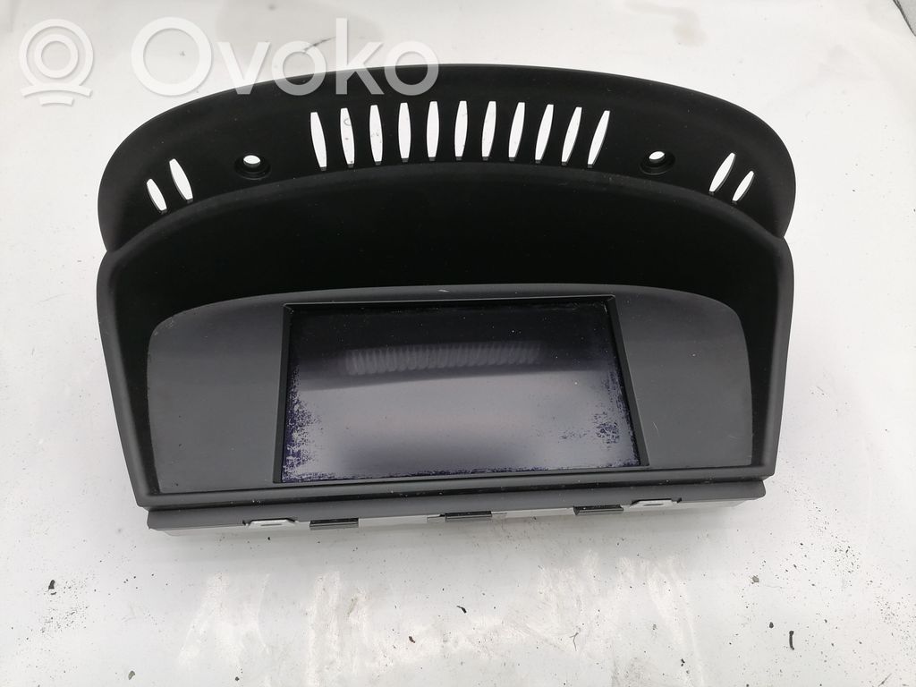 Screen/display/small screen   9211972,65829211972