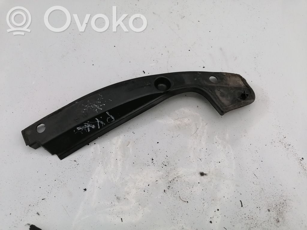 BMW 5 E60 E61 Lietaus latakas 