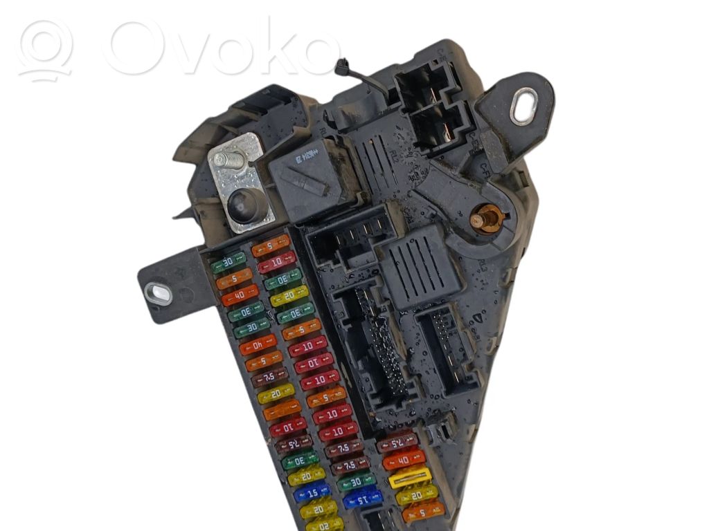 BMW 5 E60 E61 Fuse module 