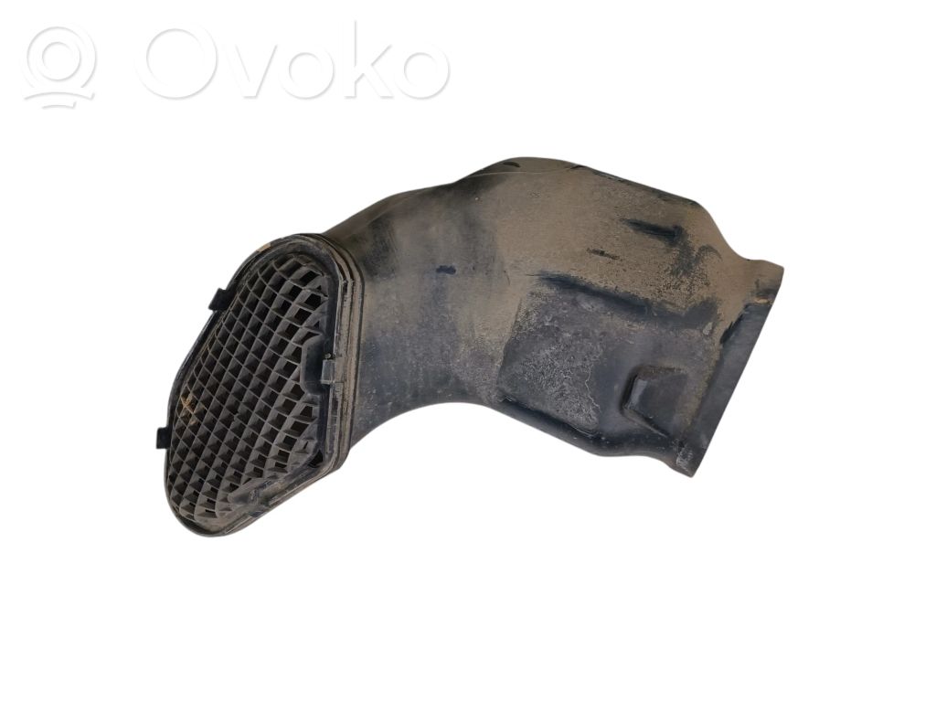 BMW 5 E60 E61 Air intake duct part 