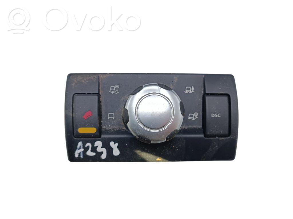 Land Rover Freelander 2 - LR2 Differential lock switch 