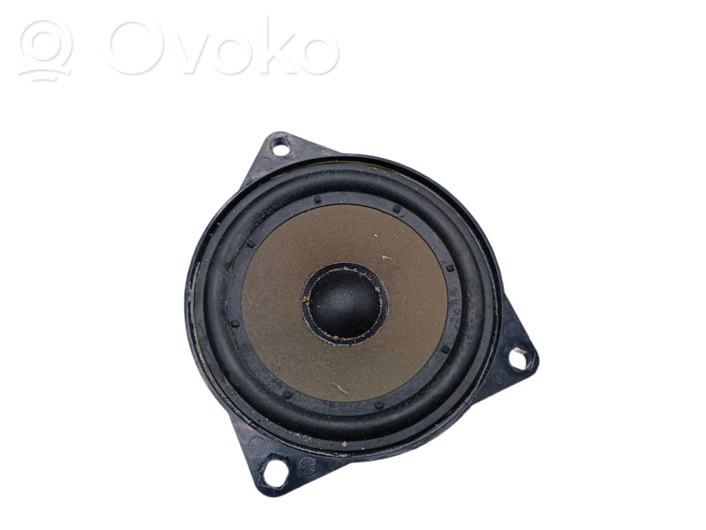 BMW X3 E83 Altavoz de la puerta delantera 