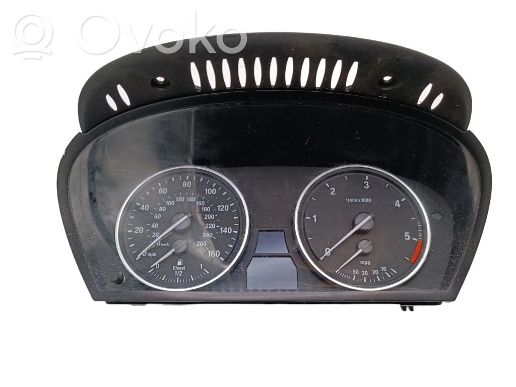 Speedometer (instrument cluster)   62119218854
