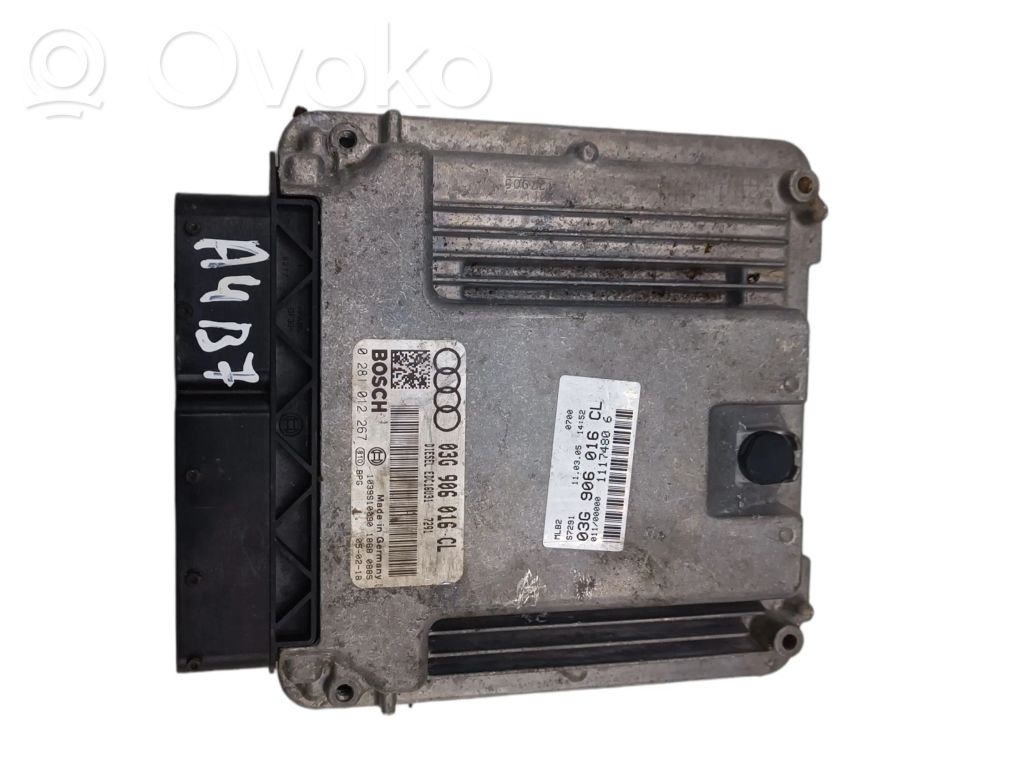 Audi A4 S4 B7 8E 8H Engine control unit/module 